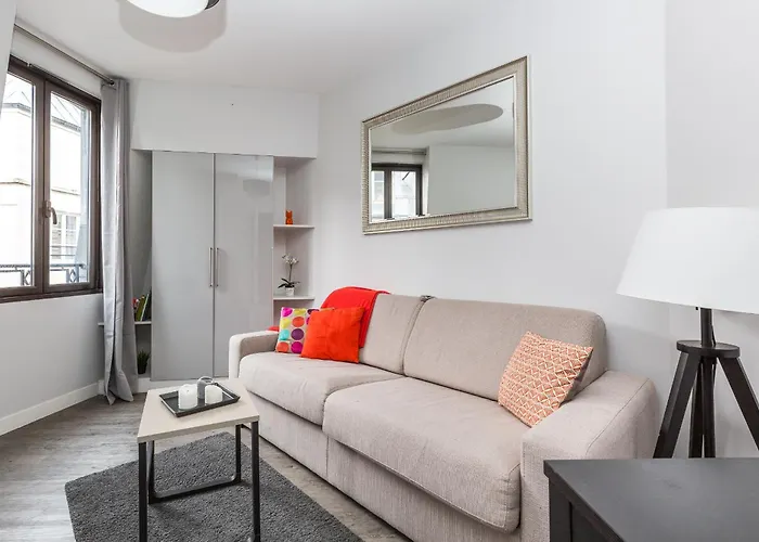 Sweet Home Paris Apartment